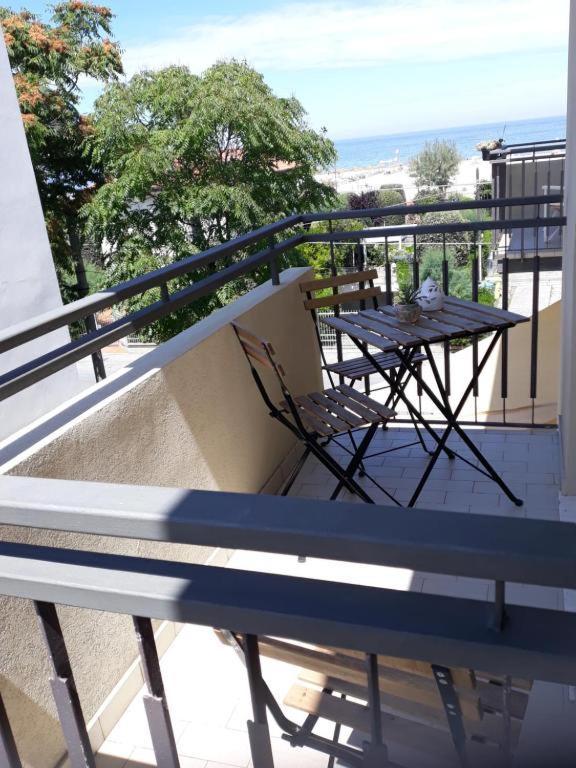 Ferienwohnung La Casa Al Mare Rimini Exterior foto